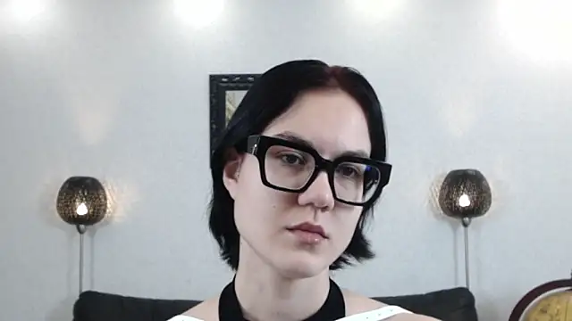 Snapshot of Marie_Fitch chatting on 12/02/25, 10:49 Marie Fitch online show from 12/02/25, 10:49