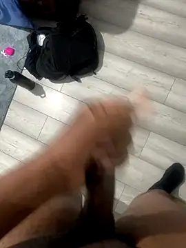 Snapshot of j_ratid chatting on 11/27/25, 02:24 j ratid online show from 11/27/25, 02:24