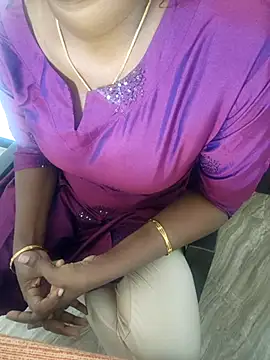 Tamilmallu-duskygirl03 online show from 11/04/25, 06:45