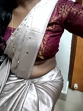 Tamilmallu-duskygirl03 online show from 01/17/26, 06:22