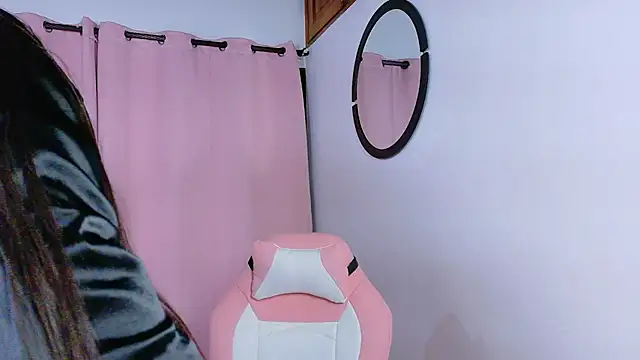 JulietaTorres  online show from 02/11/26, 03:44