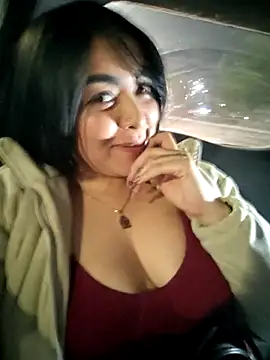 Snapshot of Victoria_Jonhss chatting on 10/17/25, 11:29 Victoria Jonhss online show from 10/17/25, 11:29