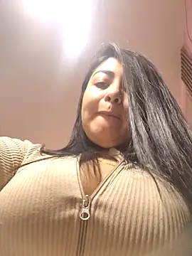 Snapshot of Victoria_Jonhss chatting on 10/23/25, 04:28 Victoria Jonhss online show from 10/23/25, 04:28
