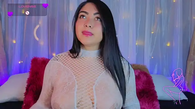 Victoria Jonhss online show from 12/18/25, 12:06