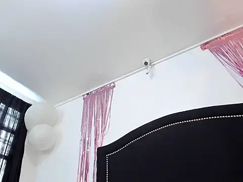 Snapshot of Nezuko__tanyi chatting on 10/08/25, 09:12 Nezuko  tanyi online show from 10/08/25, 09:12