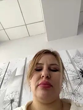 Passion-Blondy online show from 02/13/26, 12:56