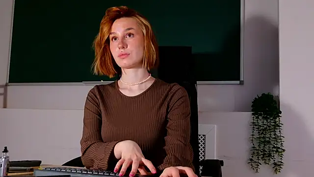 ClaireMathis online show from 05/11/26, 02:56