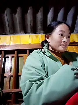 gio-thu online show from 12/02/25, 12:43