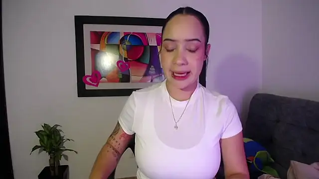 Kari Ruiz  online show from 03/14/26, 10:15