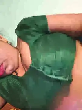 Snapshot of Ekta_bhabhi99 chatting on 07/17/26, 05:51 Ekta bhabhi99 online show from 07/17/26, 05:51