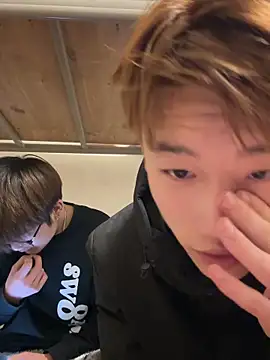 Snapshot of KK-cuteboy chatting on 12/03/25, 10:57 KK-cuteboy online show from 12/03/25, 10:57