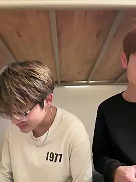 Snapshot of KK-cuteboy chatting on 12/05/25, 10:46 KK-cuteboy online show from 12/05/25, 10:46