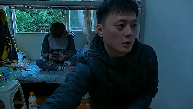 Snapshot of KK-cuteboy chatting on 12/15/25, 08:40 KK-cuteboy online show from 12/15/25, 08:40