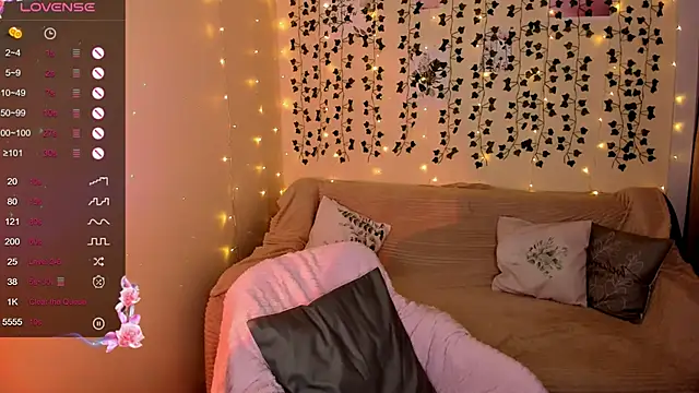 Evaa Braunn online show from 11/07/25, 02:11