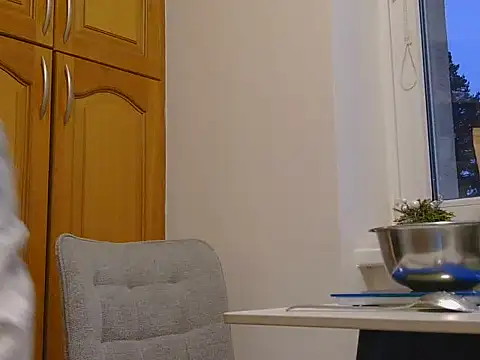 Snapshot of Olivarra chatting on 02/09/26, 04:00 Olivarra online show from 02/09/26, 04:00