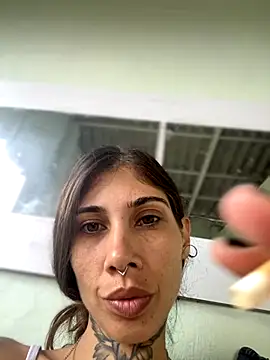 Snapshot of casalskunk chatting on 10/24/25, 03:41 casalskunk online show from 10/24/25, 03:41