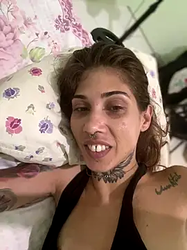 Snapshot of casalskunk chatting on 12/03/25, 06:50 casalskunk online show from 12/03/25, 06:50