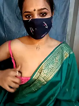 Snapshot of CUTE-567 chatting on 11/15/25, 08:16 CUTE-567 online show from 11/15/25, 08:16