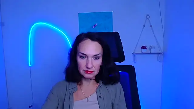 Rosie Rosee online show from 12/18/25, 12:22