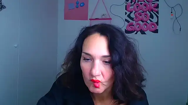 Rosie Rosee online show from 01/05/26, 05:27