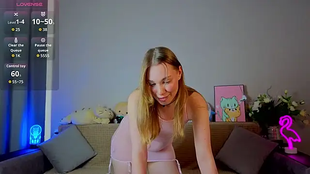 ElizaPurrr online show from 04/16/26, 10:49