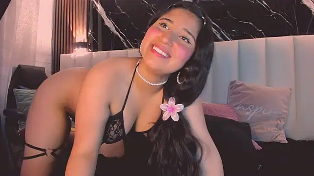 Lizz39 online show from 01/14/26, 05:40