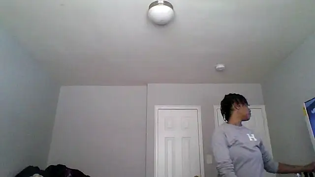 Snapshot of dezzidavill chatting on 02/10/26, 04:11 dezzidavill online show from 02/10/26, 04:11