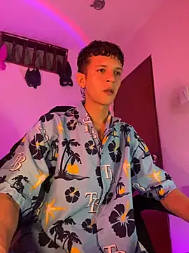 tylernova online show from 11/02/25, 03:42