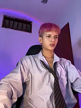 tylernova online show from 11/17/25, 03:56