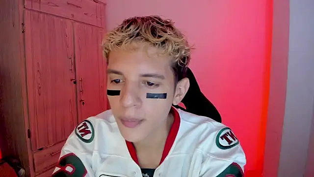 tylernova online show from 02/08/26, 03:21