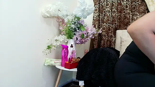 Kiaraa88 online show from 12/02/25, 12:21