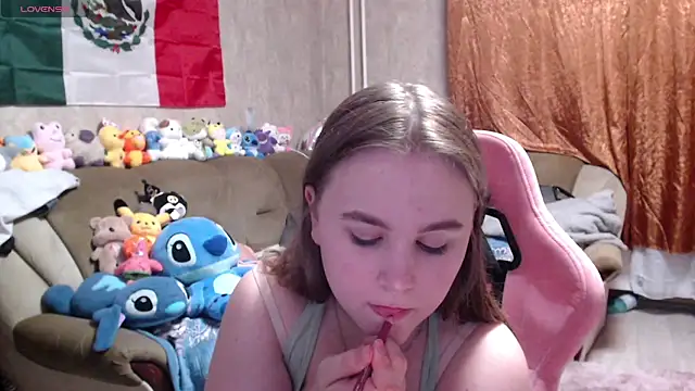 Lucille Lighter online show from 10/22/25, 06:07