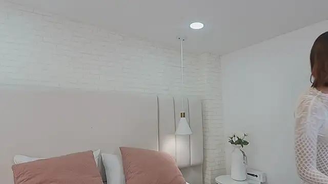 nina gb online show from 03/20/26, 08:46