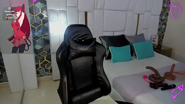 emily parks666 online show from 11/21/25, 09:57