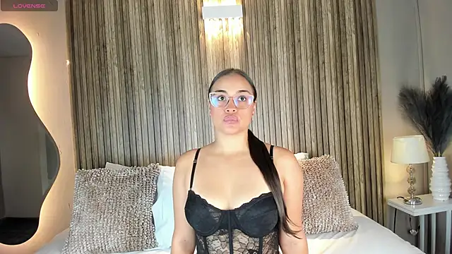 VanneCamiel online show from 11/05/25, 11:43