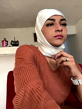 Snapshot of CelestSkyy chatting on 10/21/25, 07:58 CelestSkyy online show from 10/21/25, 07:58