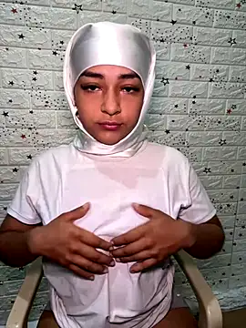 Snapshot of CelestSkyy chatting on 10/30/25, 06:19 CelestSkyy online show from 10/30/25, 06:19