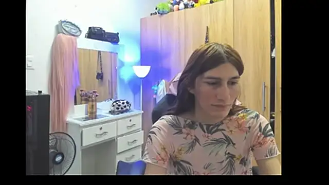 Pride couple online show from 07/11/26, 08:00