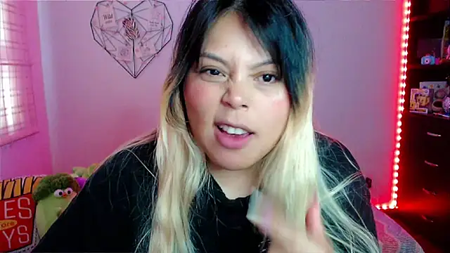 EllieMoonX online show from 03/12/26, 10:05