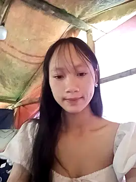 Snapshot of minachao- chatting on 10/29/25, 02:14 minachao- online show from 10/29/25, 02:14