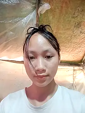 Snapshot of minachao- chatting on 11/19/25, 03:17 minachao- online show from 11/19/25, 03:17