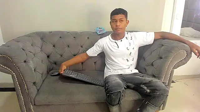 MorenitoDigno online show from 11/10/25, 06:51