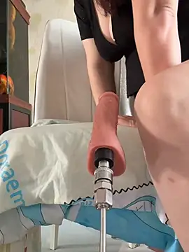 weiww1995 online show from 03/10/26, 02:05