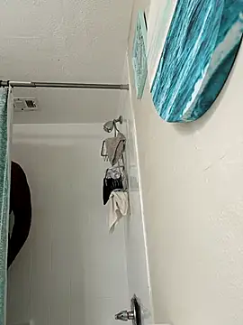 mackkhxh online show from 11/17/25, 04:57