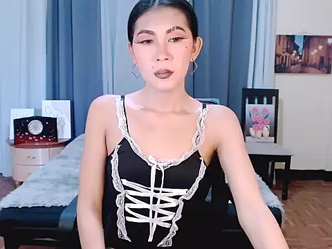 Alicia Morei online show from 10/22/25, 05:19