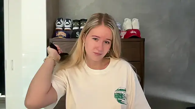 itssosierra online show from 05/01/26, 12:26