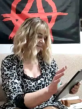 Amelialove42 online show from 03/08/26, 06:55