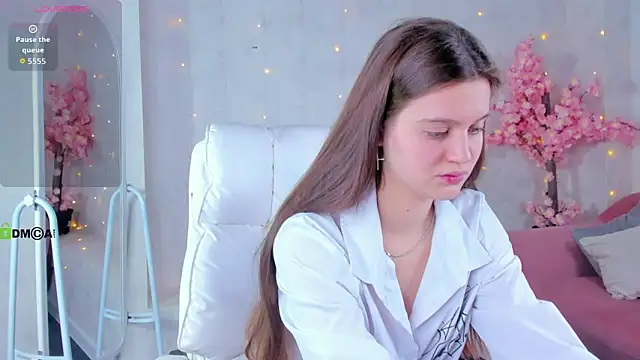 Renesmy Black online show from 02/05/26, 12:26