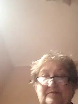 Katherine735 online show from 11/12/25, 04:40