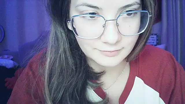 Snapshot of MoodieMira chatting on 11/25/25, 09:26 MoodieMira online show from 11/25/25, 09:26